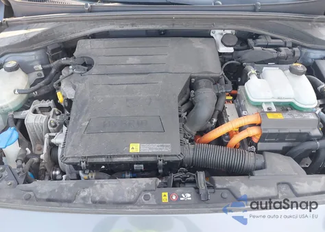 2017 Hyundai Ioniq Hybrid Blue z USA, uszkodzony, nr VIN KMHC65LC1HU022605